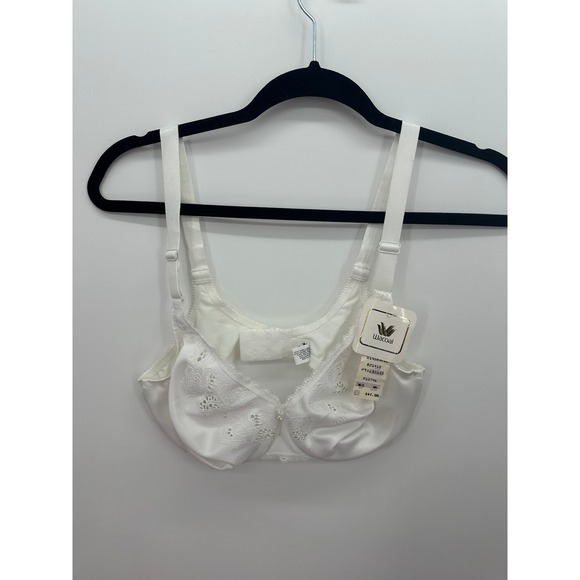 Wacoal Other - Wacoal White Floral Embroidered Underwire Bra 36D Style 85133 Adjustable Straps